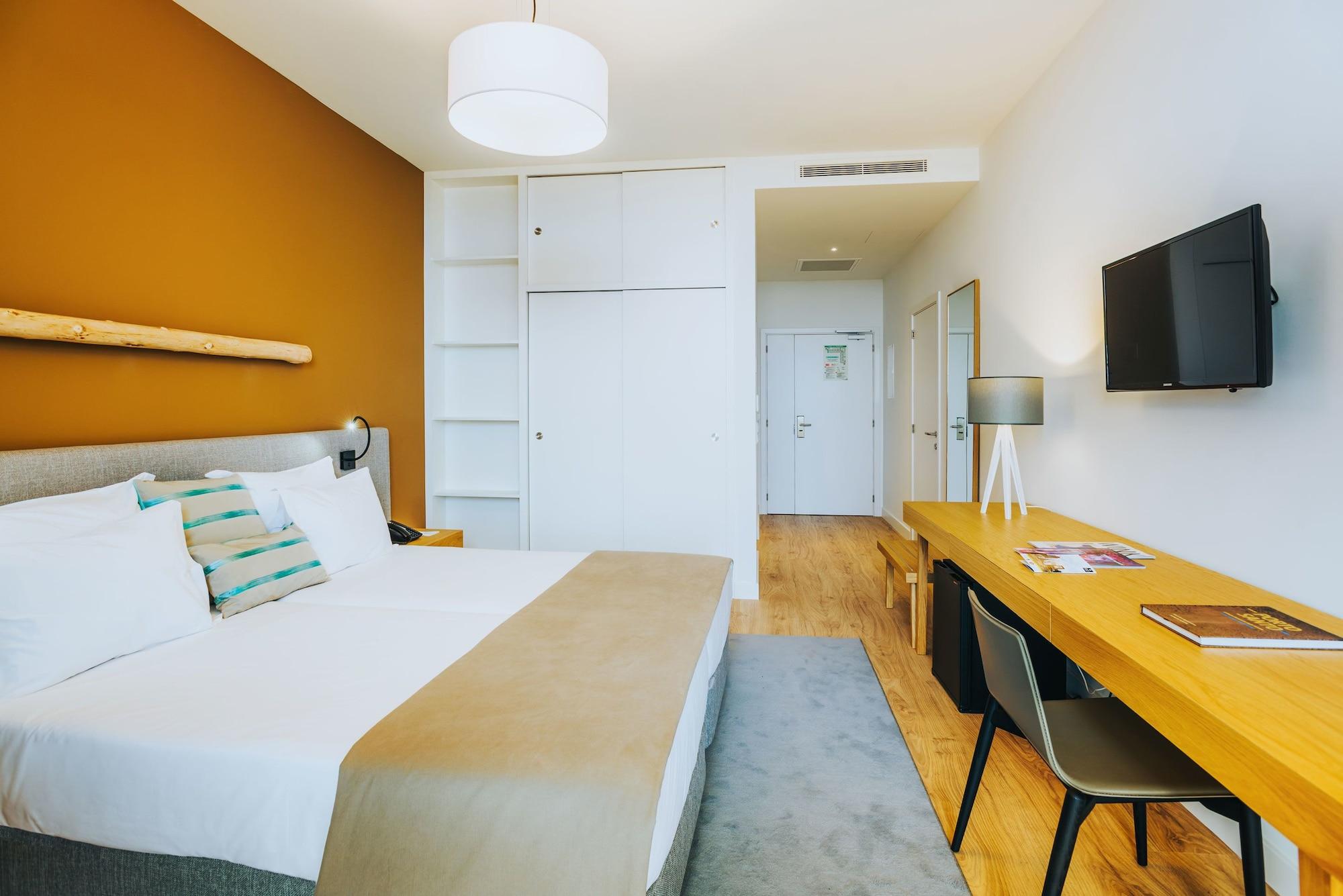 Hotel Baleira Village 4*