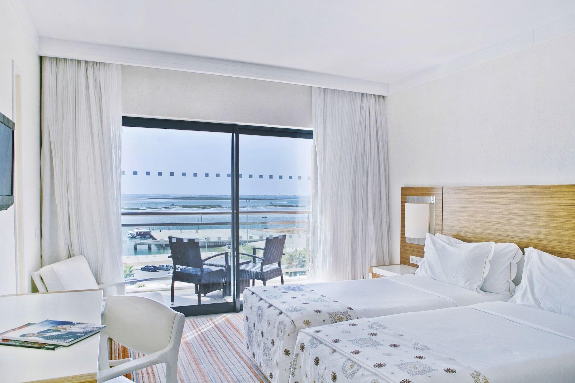 Real Marina & Hotel