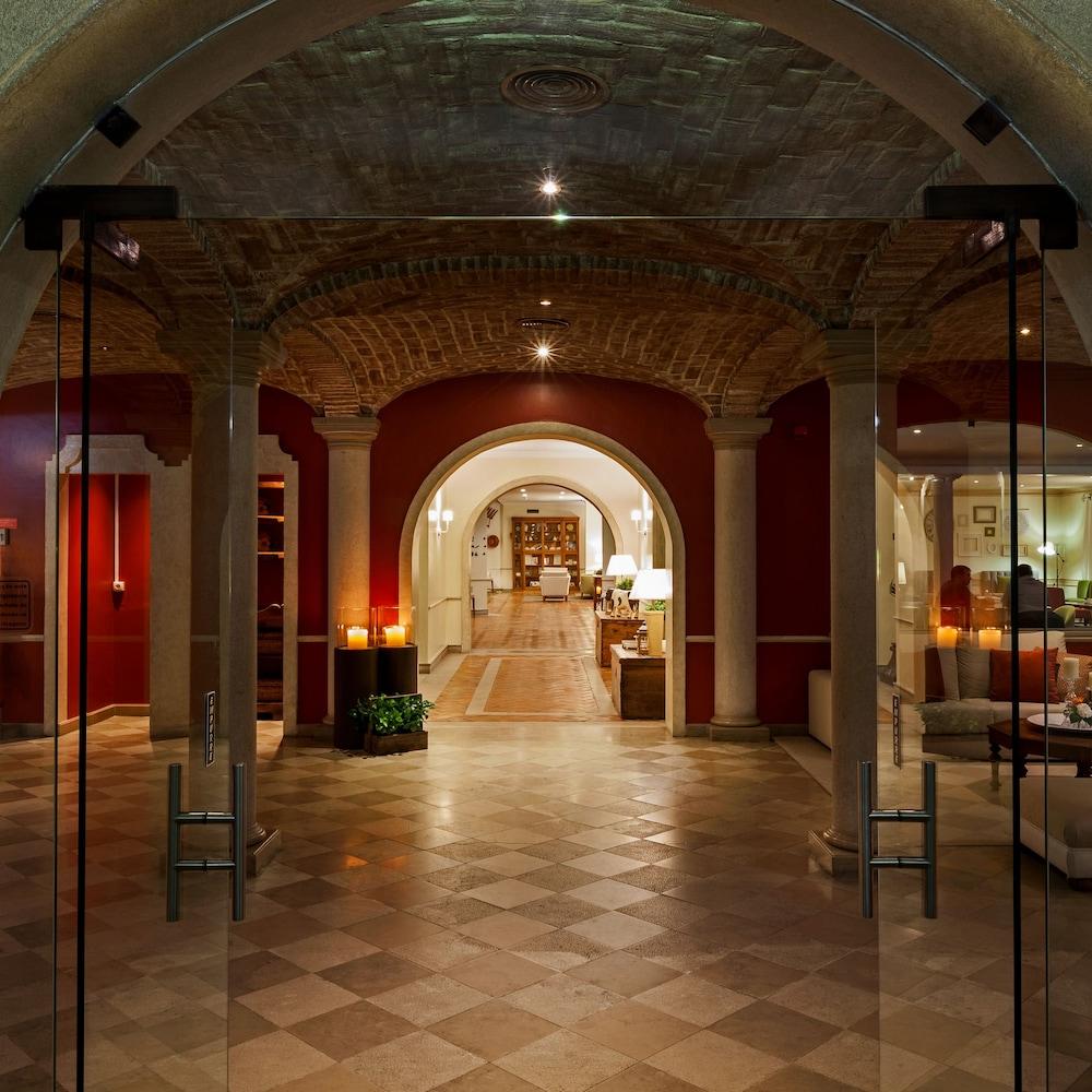 M'ar De Ar Muralhas Hotel Evora