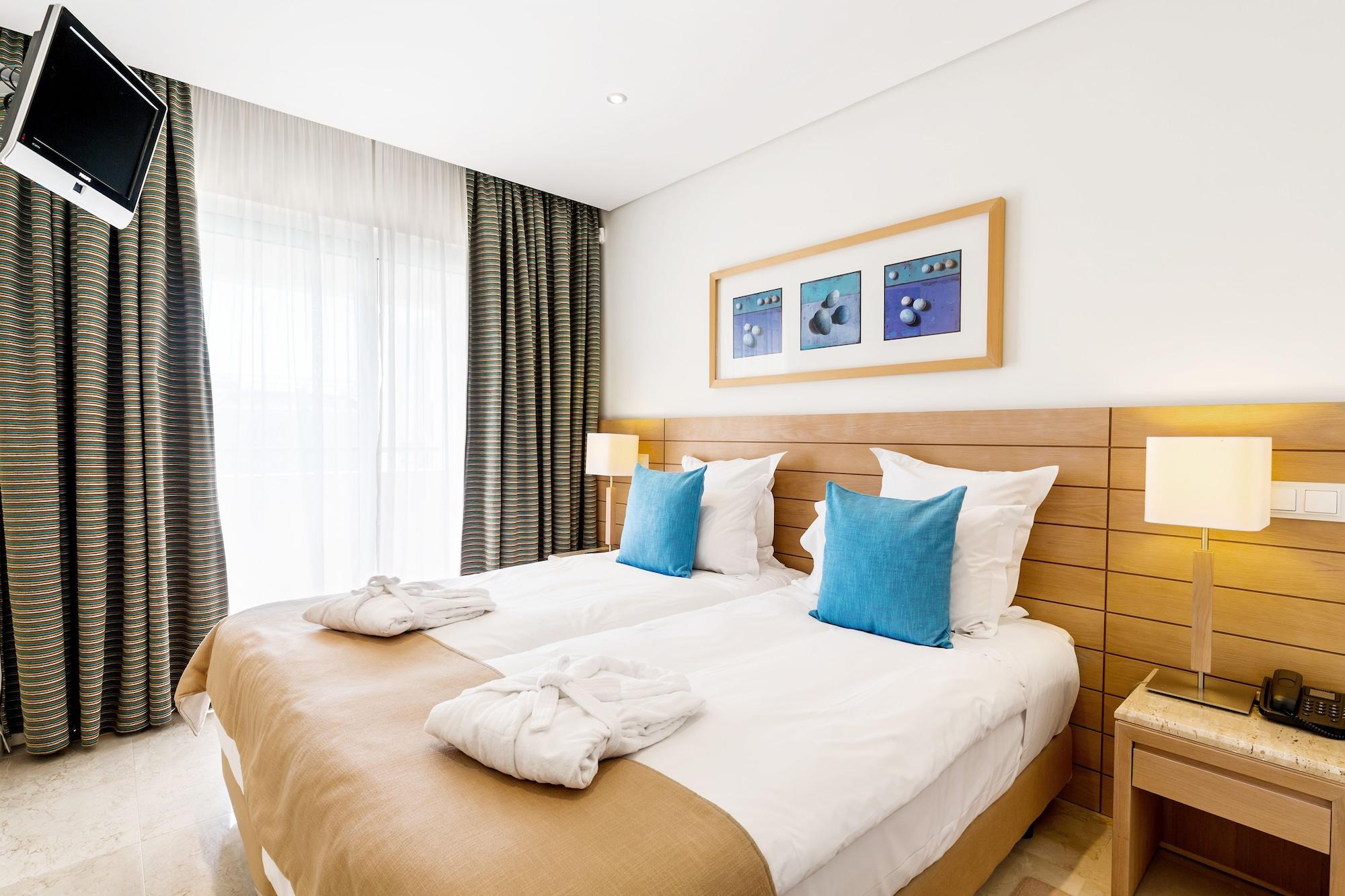 Hotel As Cascatas Golf & 5*