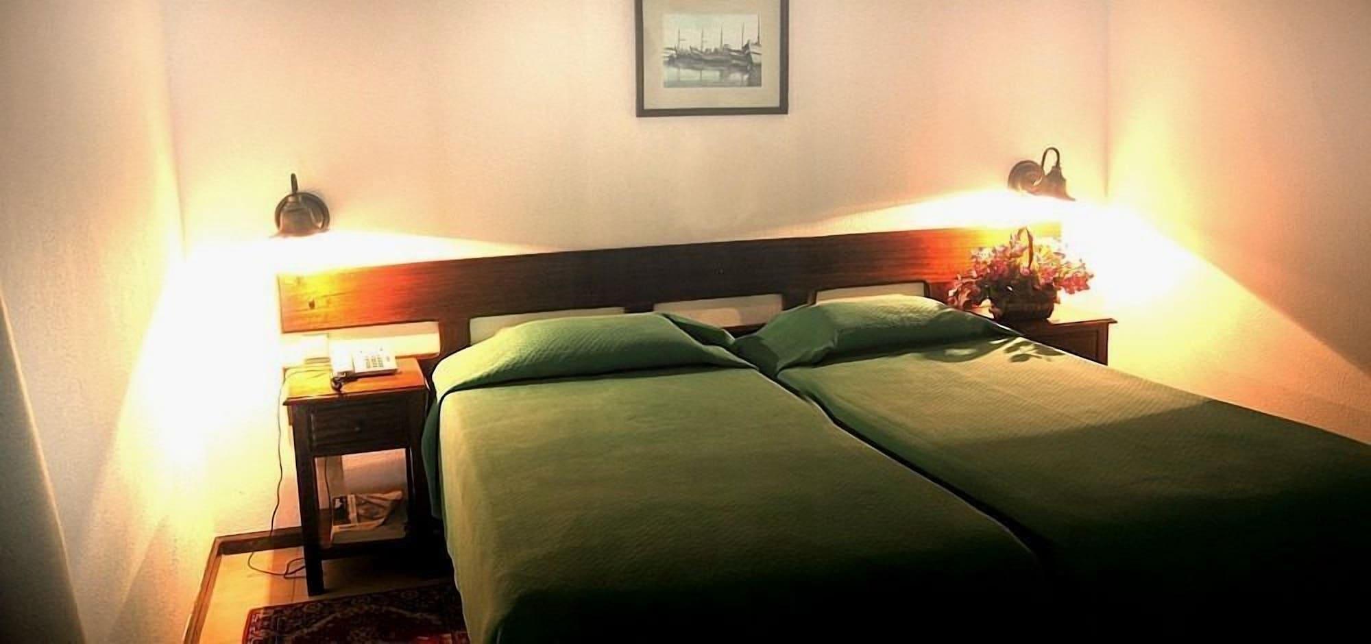 Avenida Hotel 3*