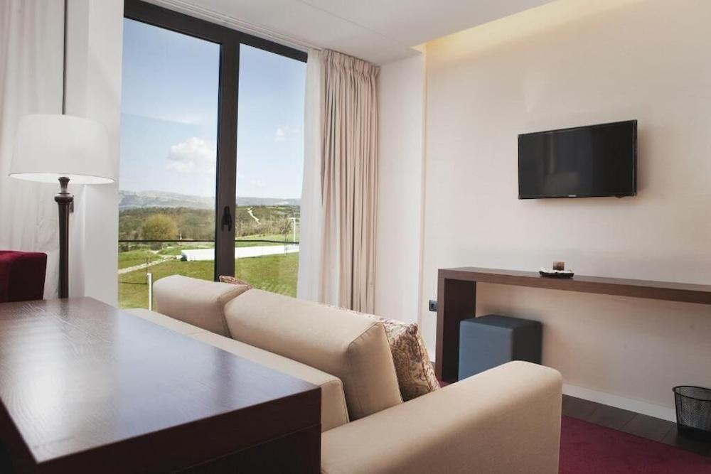 Real Abadia, Congress & Hotel 4*
