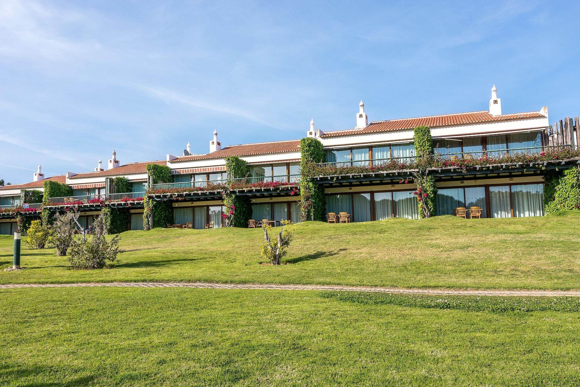 Resort Pedras D'el Rei 3*