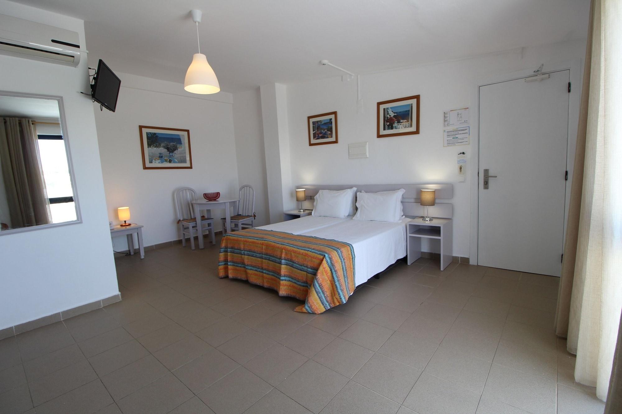 Aparthotel Balaia Sol Club 