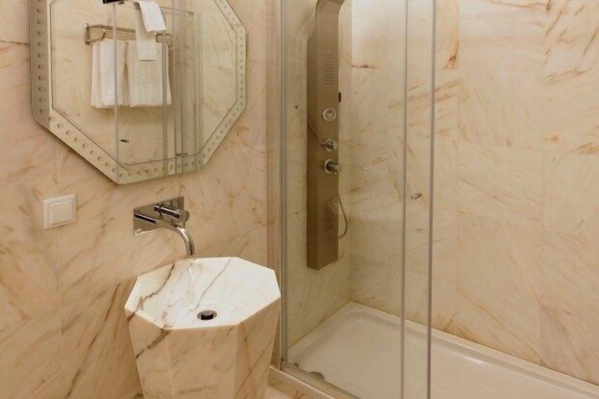 Hd | Duecitania Design Hotel
