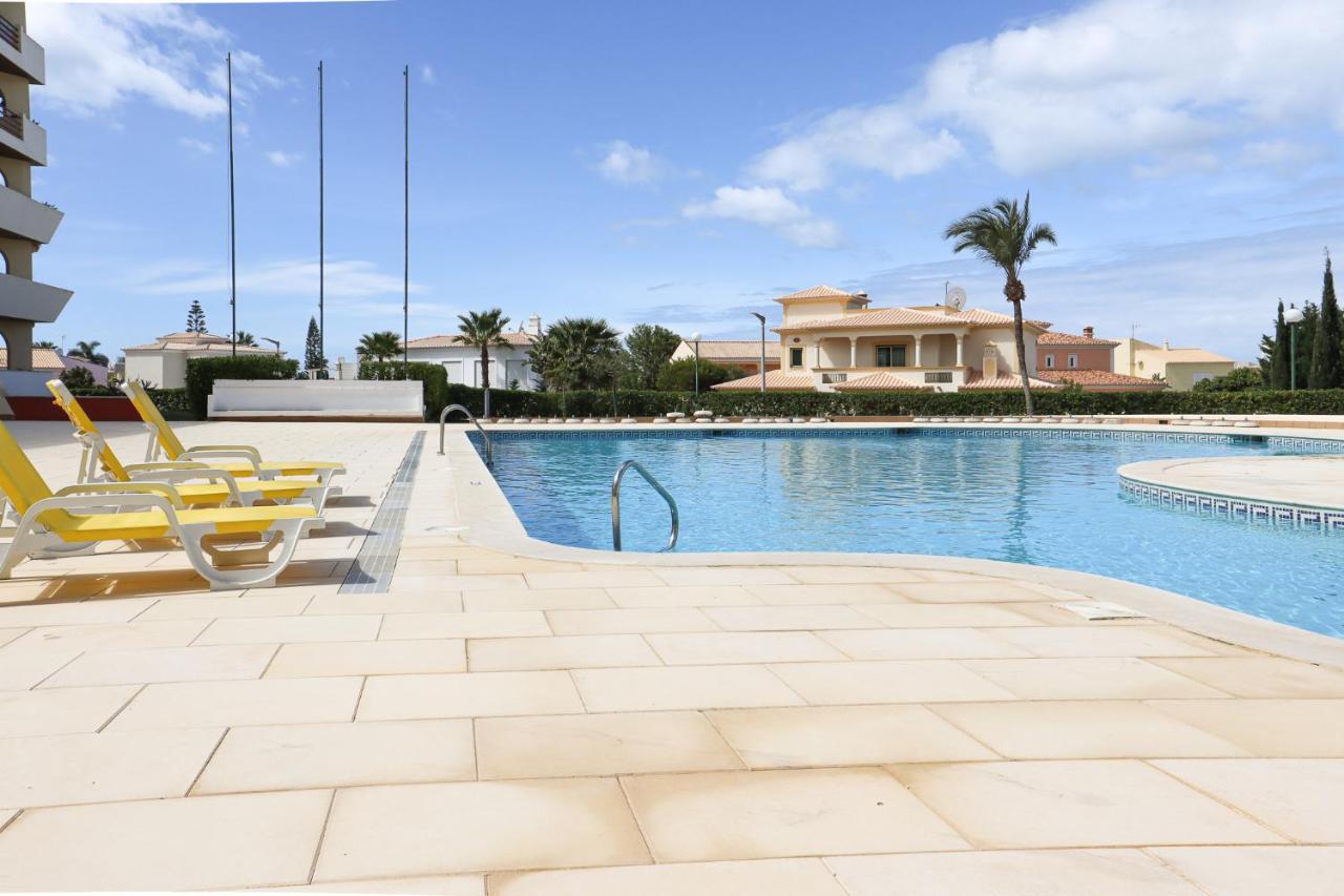 Apartamento Palmeira Gale - - Pool - By Bedzy *