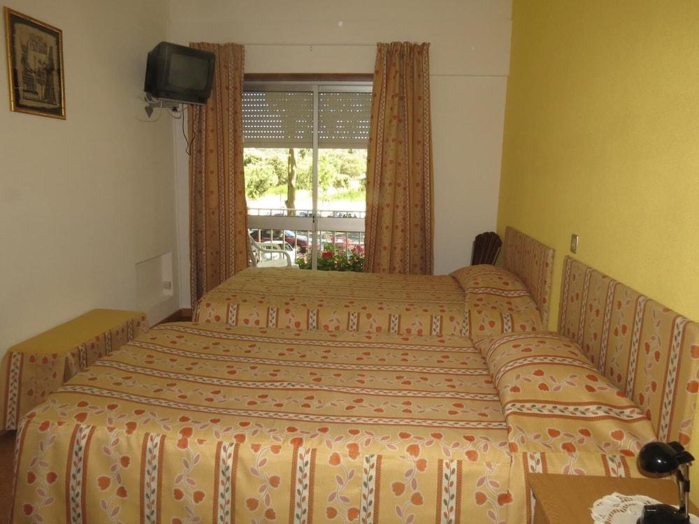 Pereira Hotel *