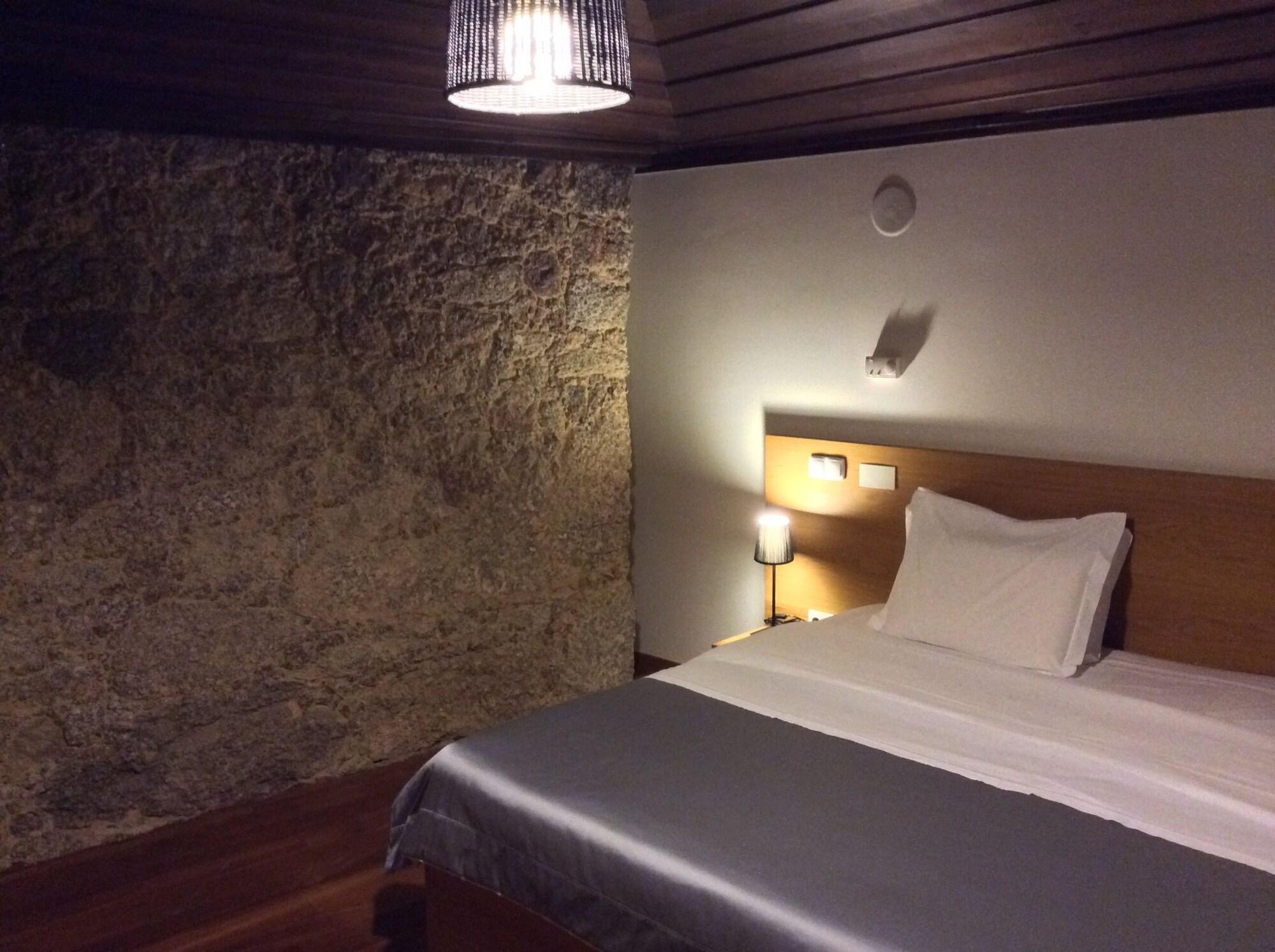 Rural Alves - Braga - Casa Alves De Torneiros 4* Penso