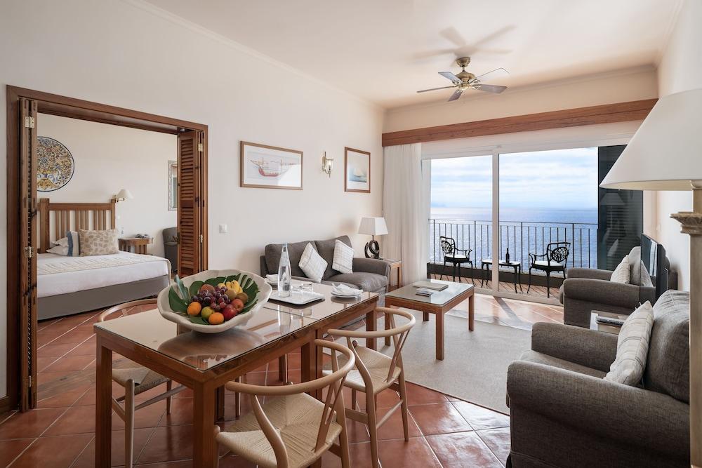 Hotel Albatroz & Yacht Club 5*
