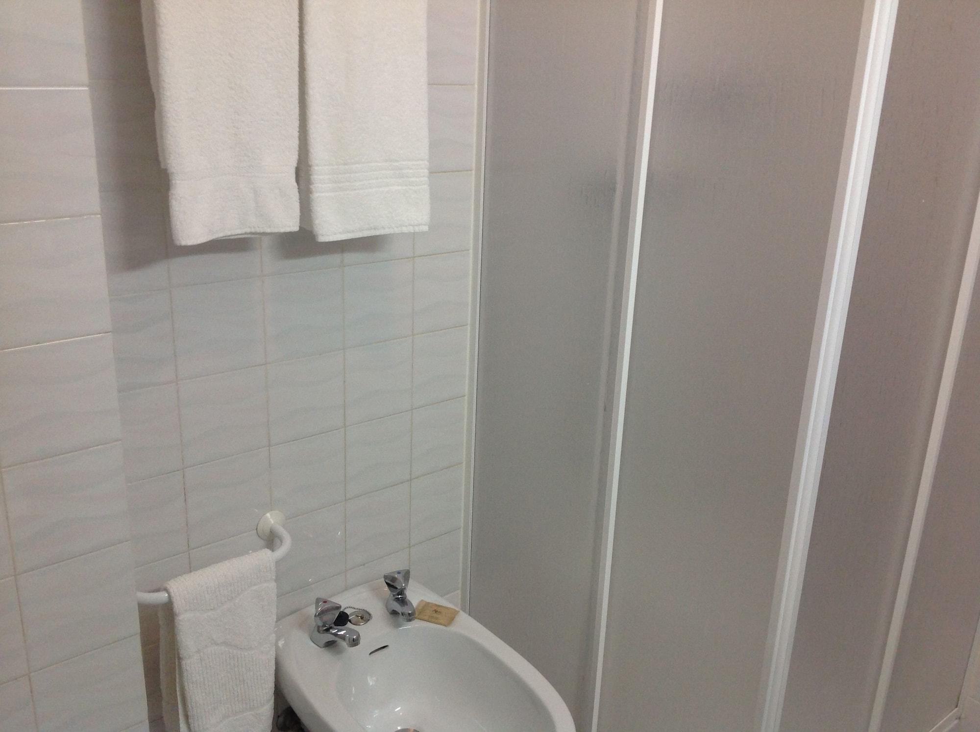 Ribeiro Hotel 2*