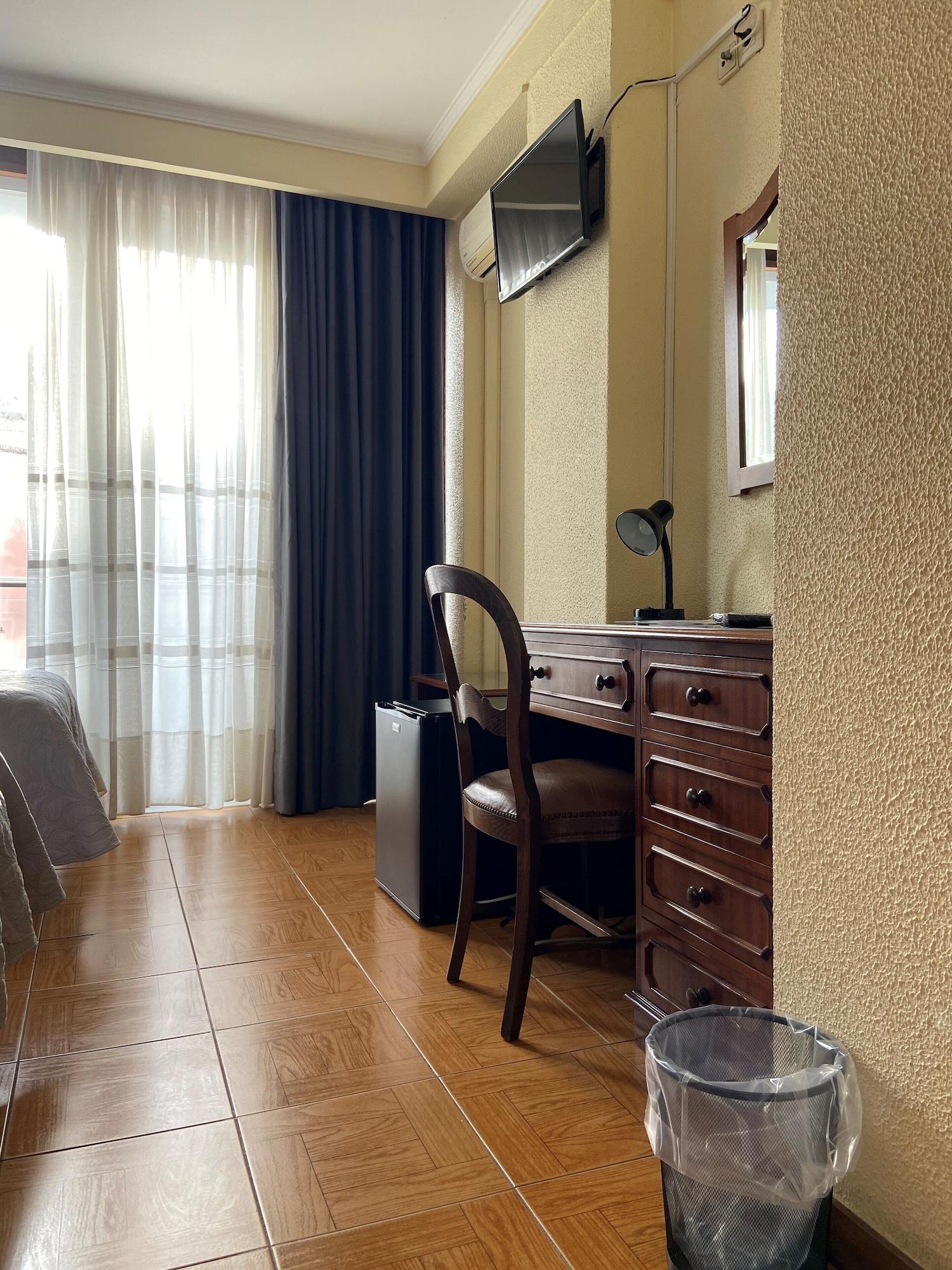 Porto Mar Hotel