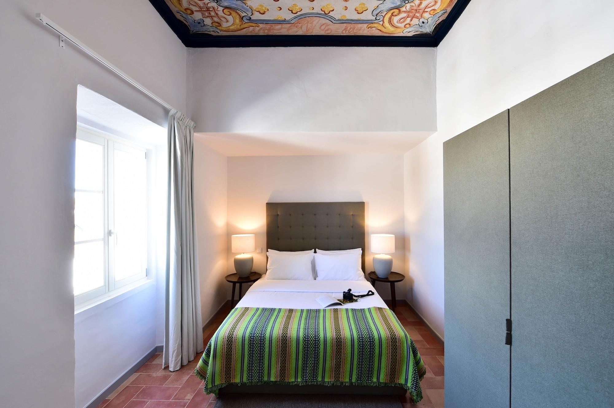 Hotel The Noble House - By Unlock Evora