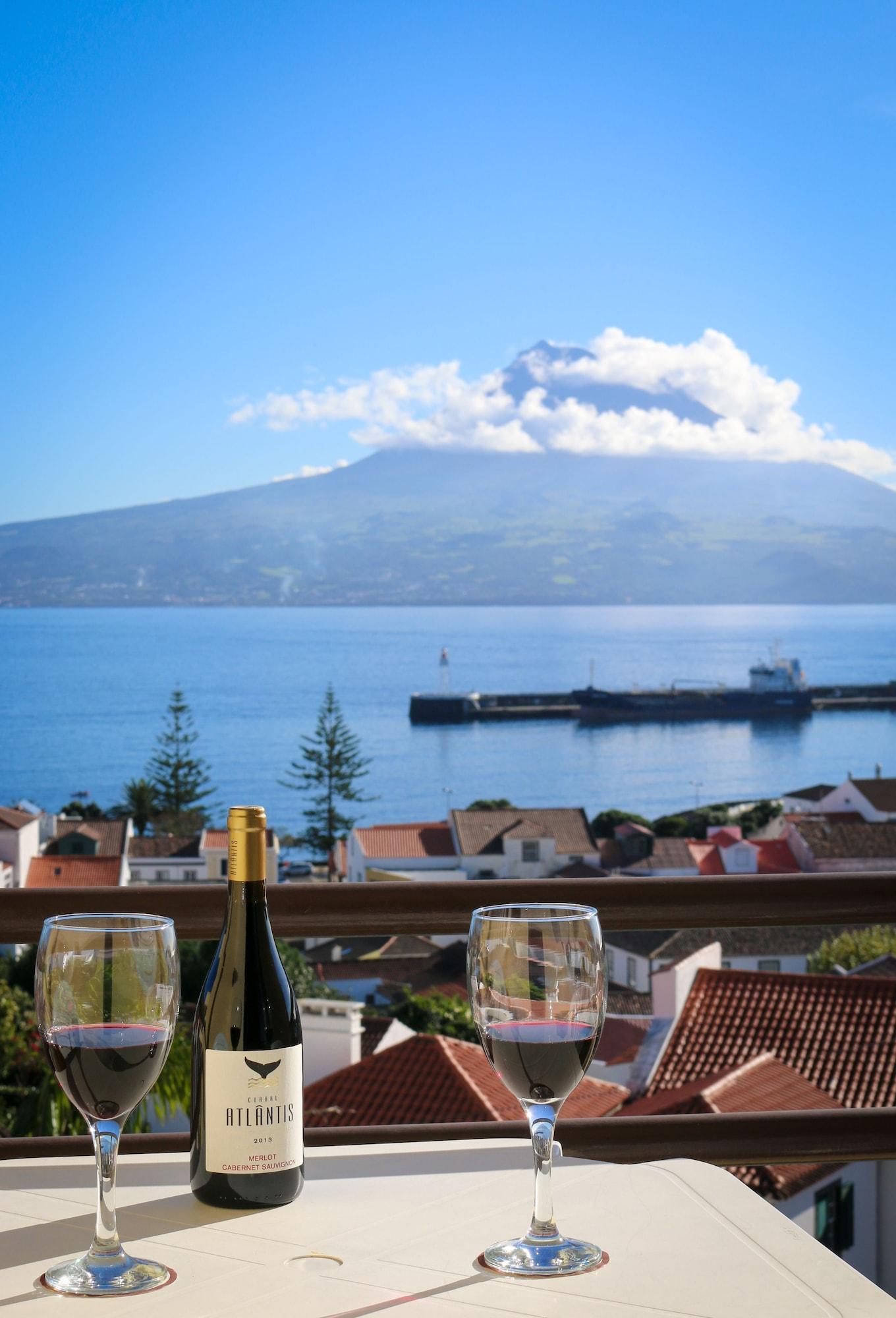 Hotel Horta 4*