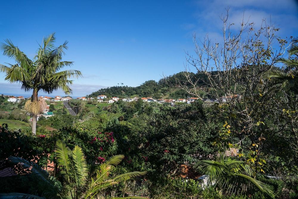 Do Pomar - Self Check-in Campo de férias Santana (Madeira)