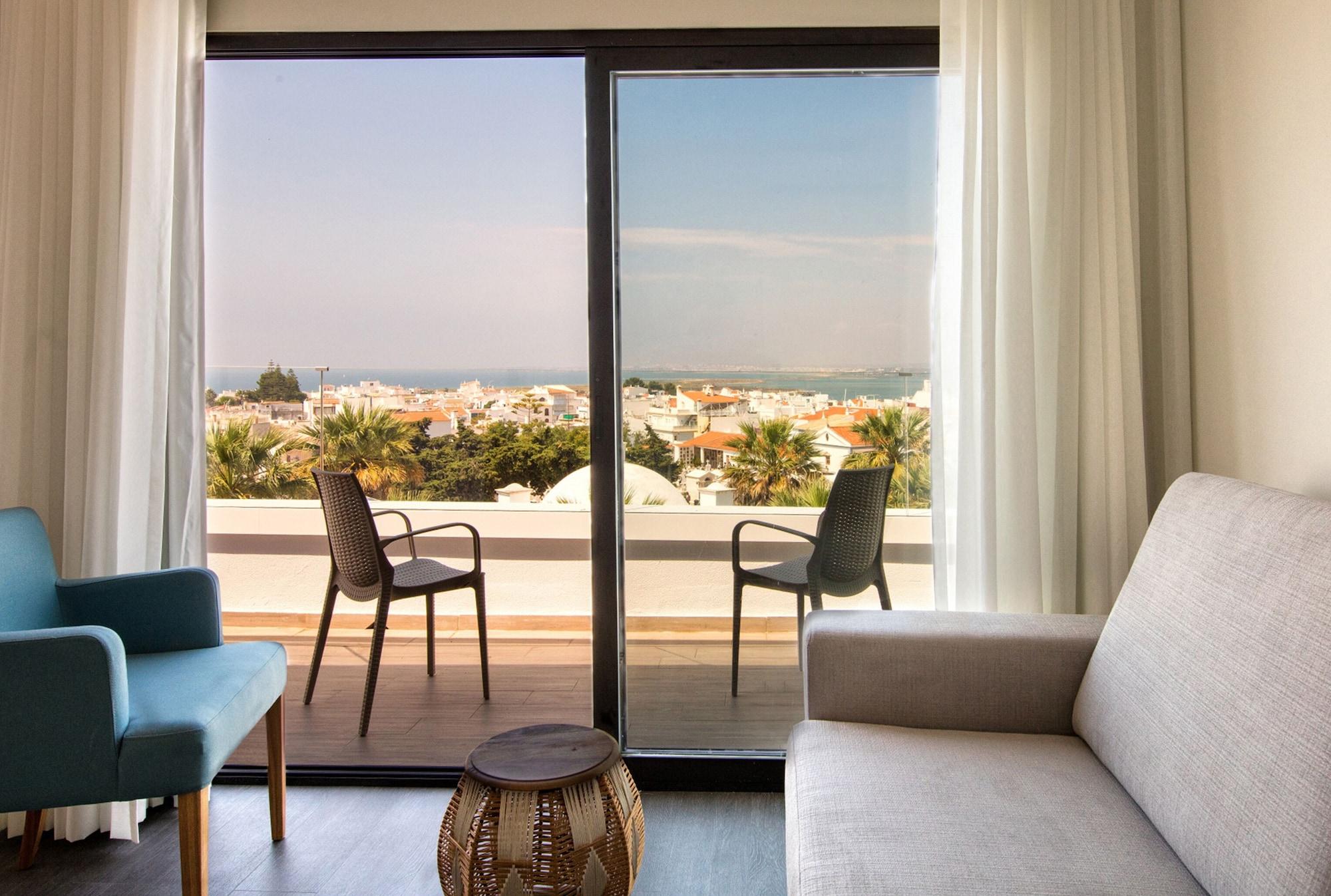 Hotel Agua Jardim 4*