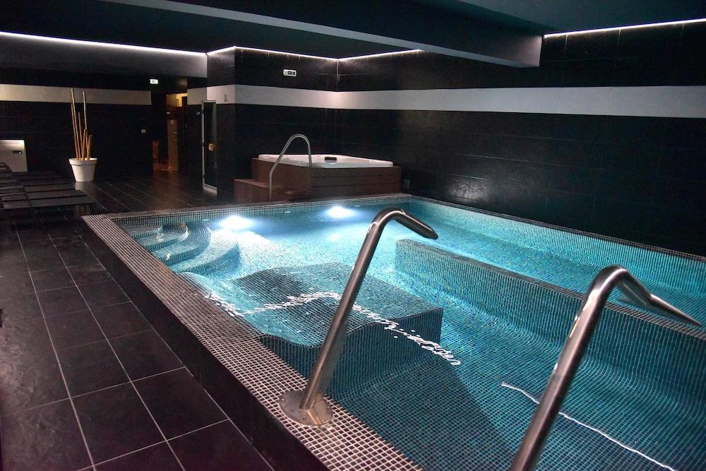 Douro Marina & Hotel 4*