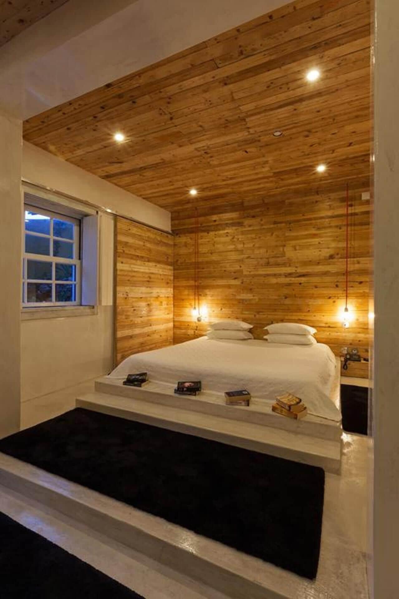 The Literary Man Hotel