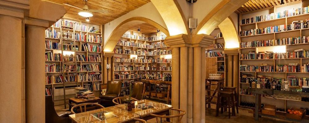 Hotel The Literary Man 4*
