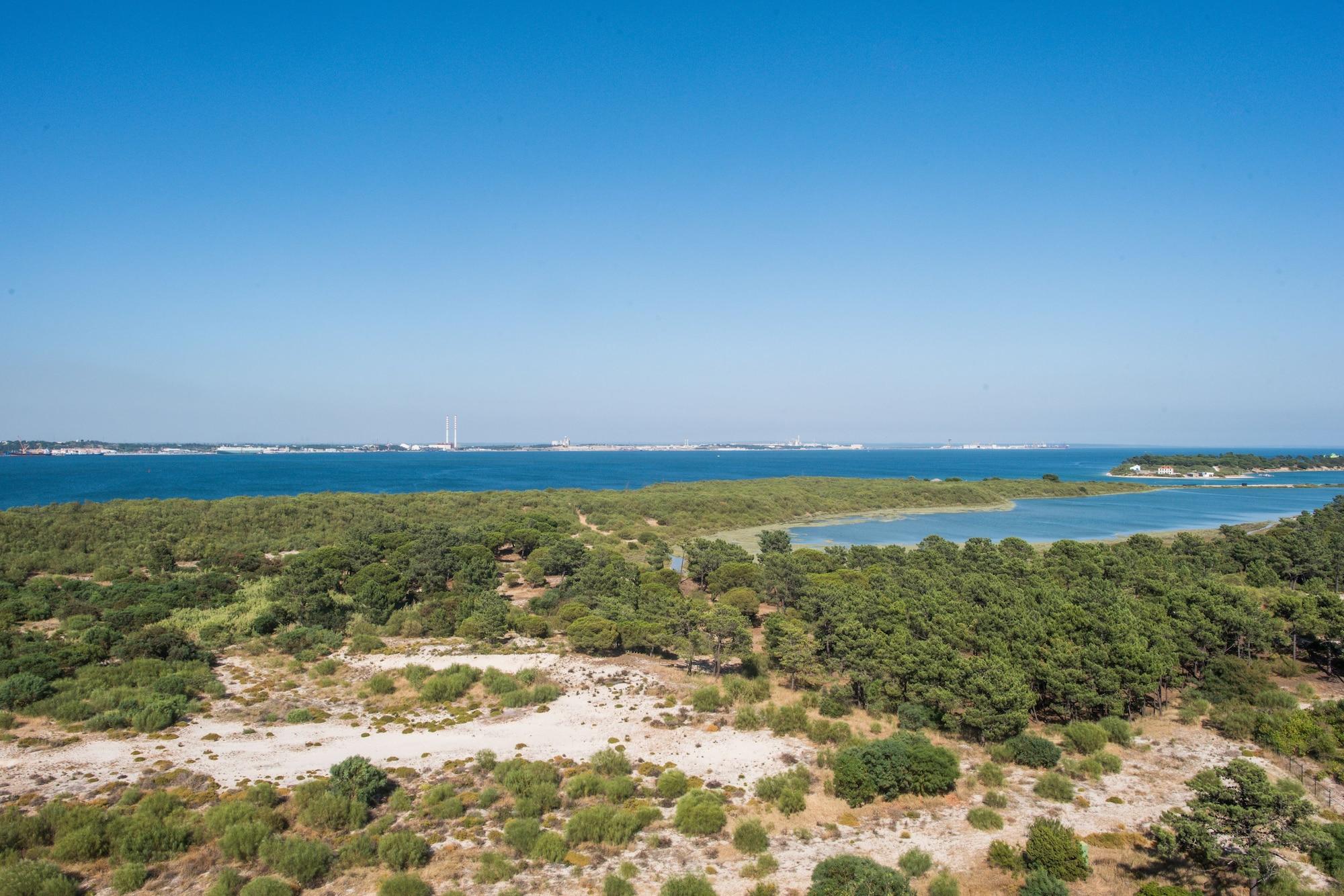 The Editory By The Sea Comporta 5*