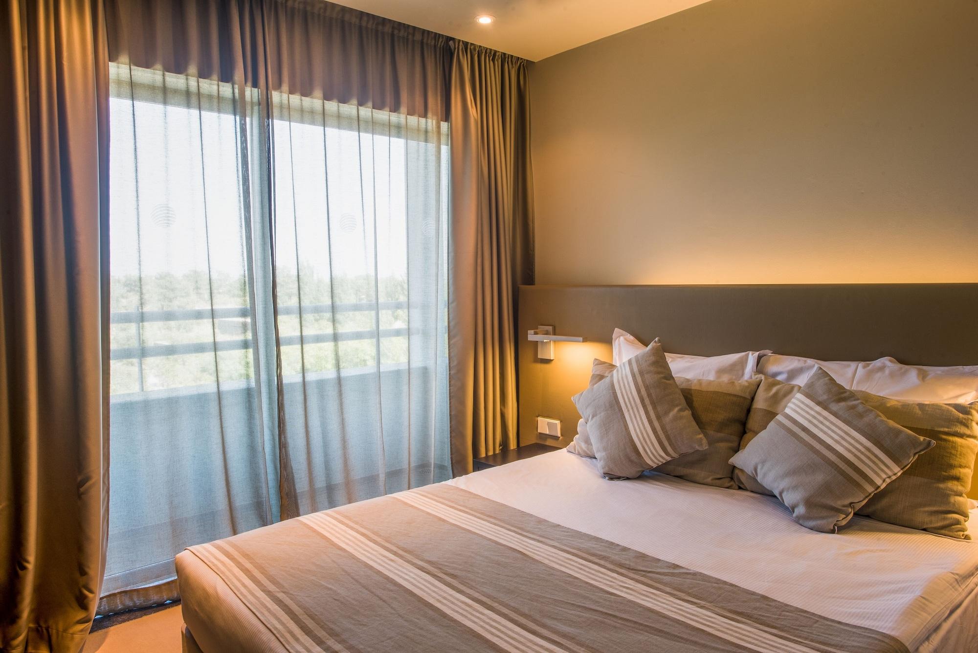 The Editory By The Sea Comporta Troia