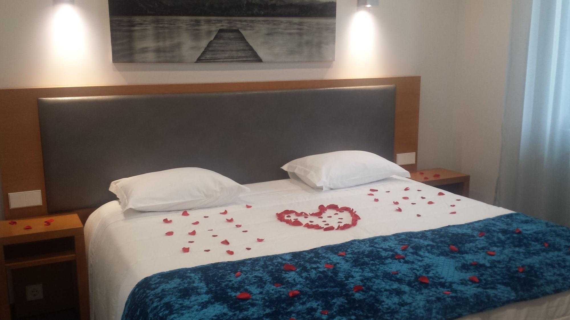 Aparthotel Whalesbay 4*