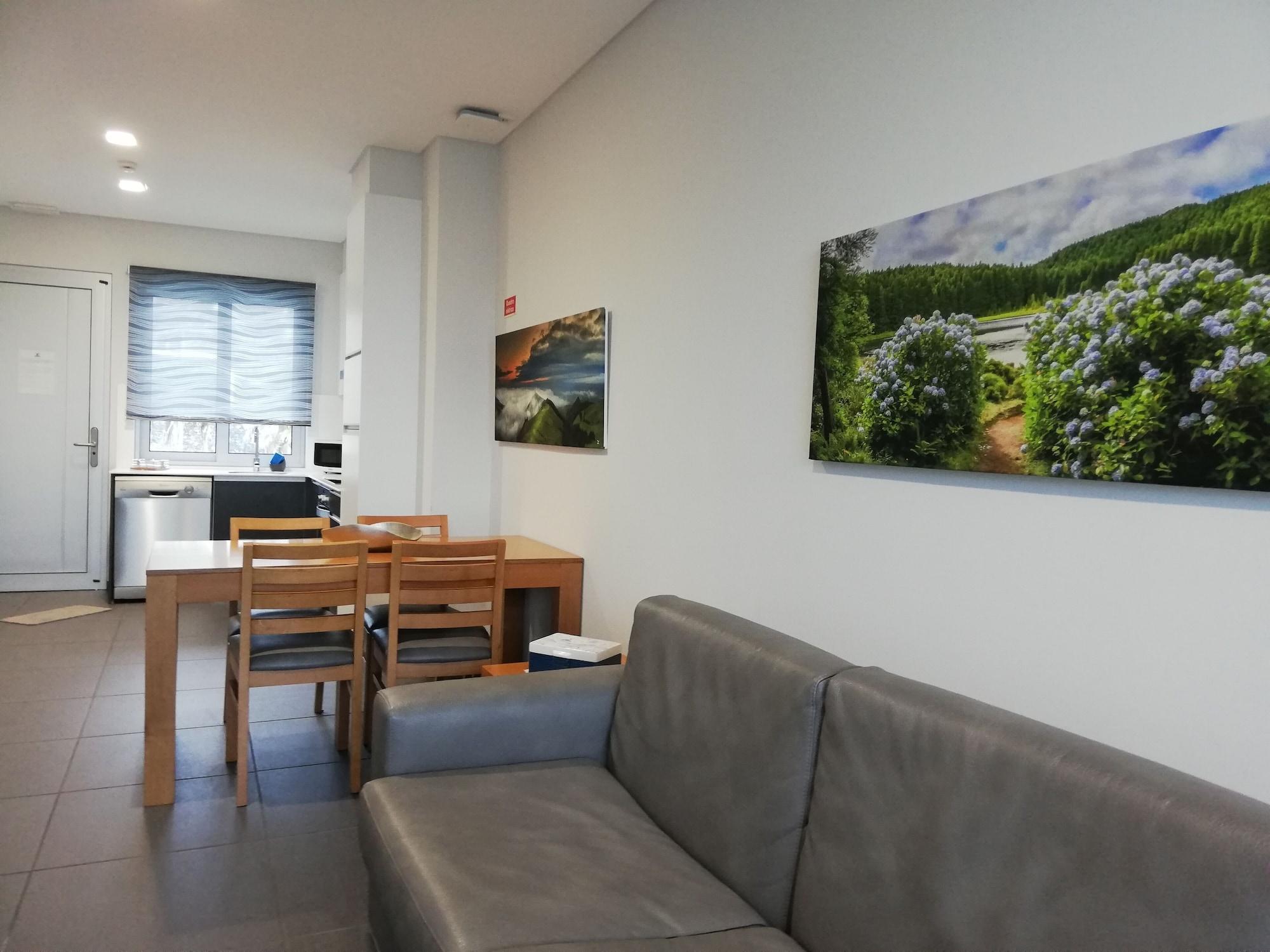 Whalesbay Aparthotel