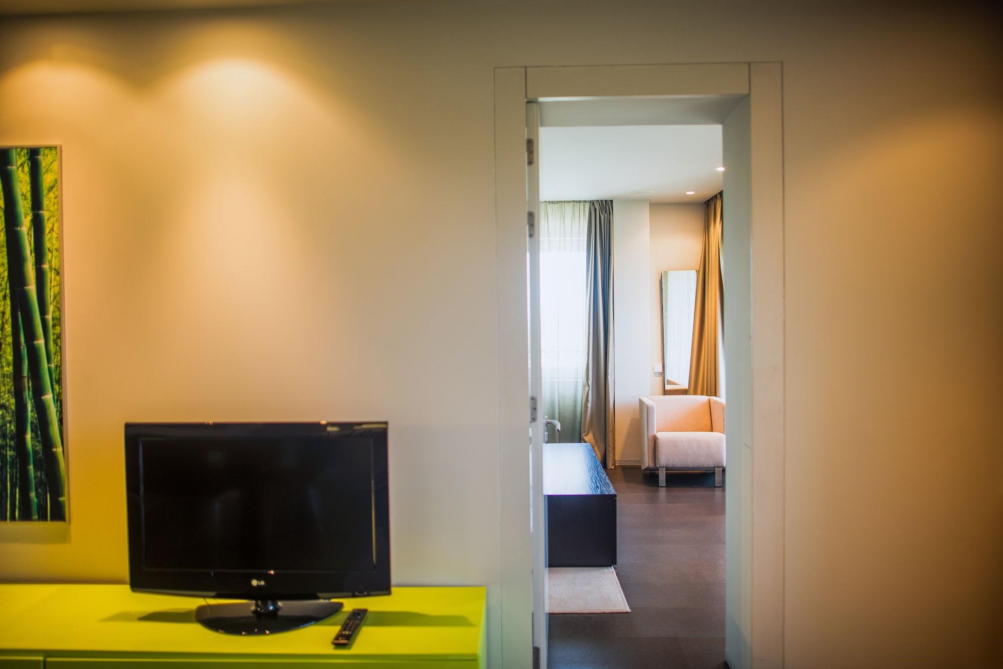 The Editory By The Sea Comporta Aparthotel