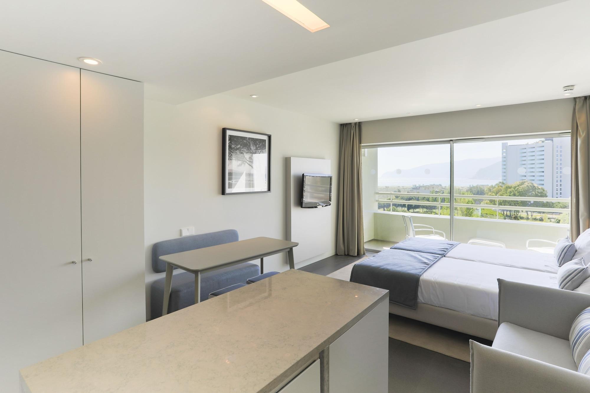 The Editory By The Sea Comporta Aparthotel