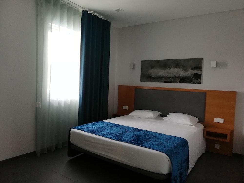 Aparthotel Whalesbay Capelas