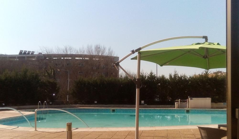 Meia Lua Hotel