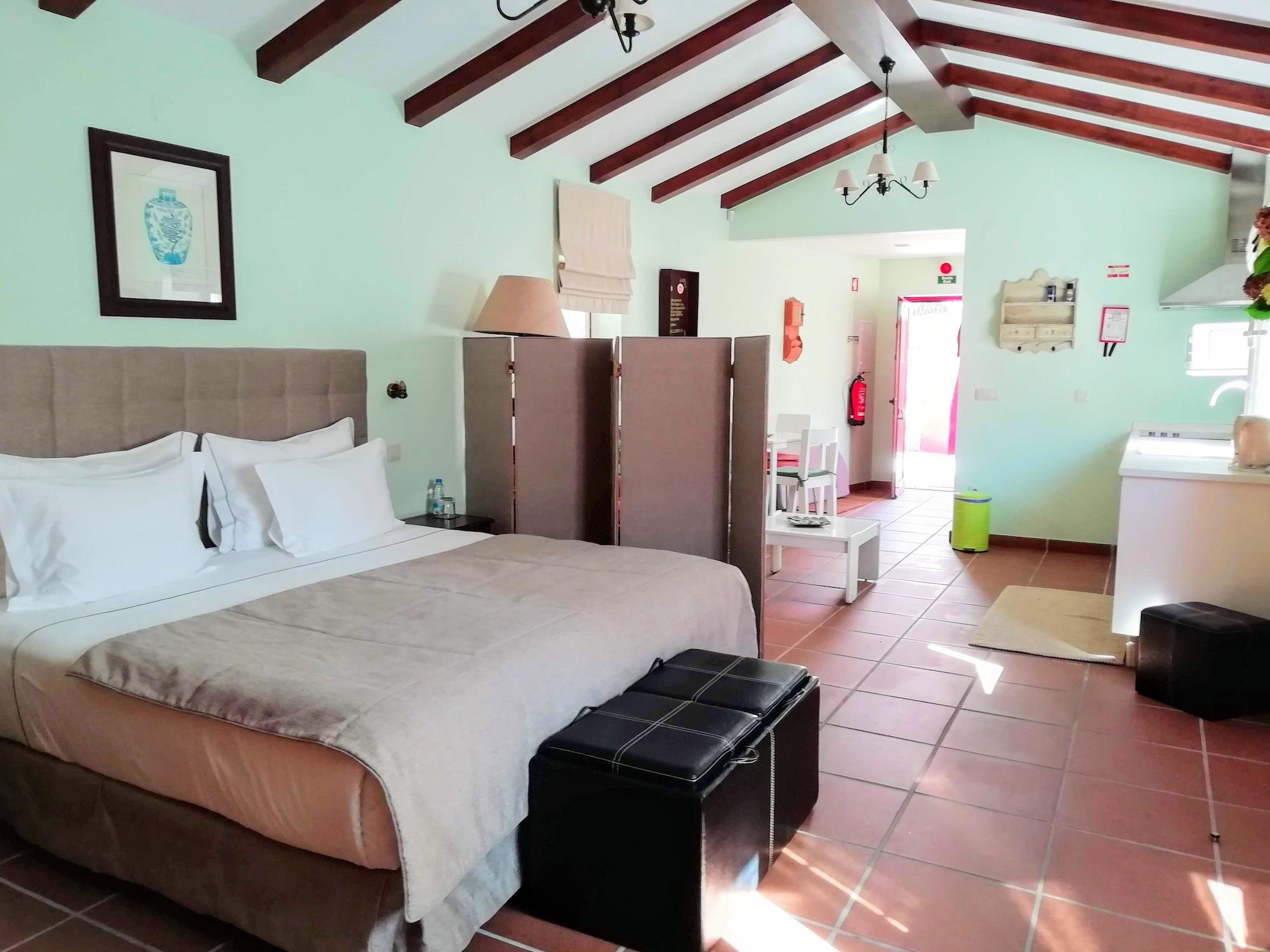 Artvilla Bed & Breakfast Cadaval