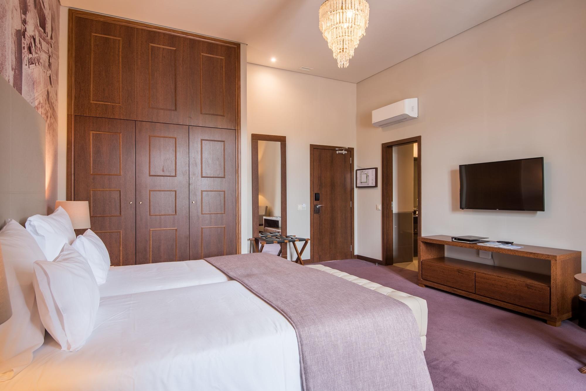 Hotel Gale Collection