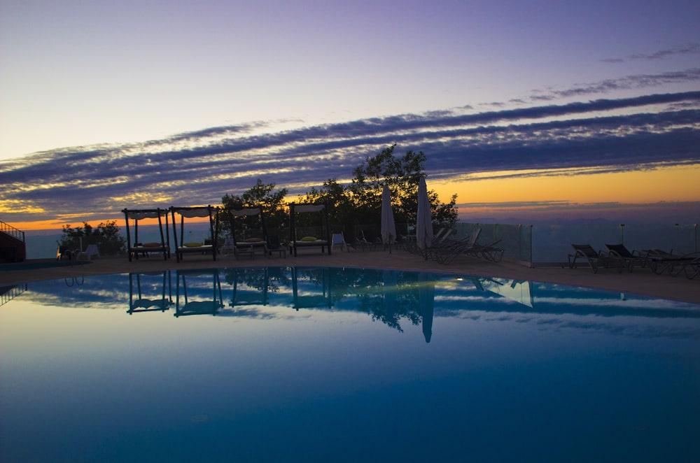 Lam Serra Da Estrela 4*