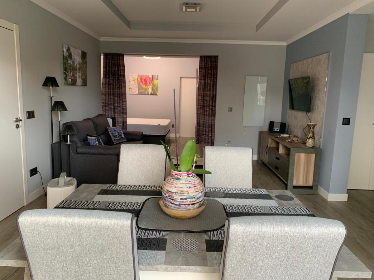 Appartement Funchal Apt- Sleeps 2 - Pool & Parking - Madeira Funchal (Madeira)
