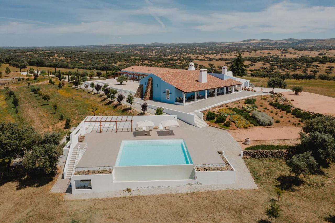 Lodge Monte Dos Cordeiros *