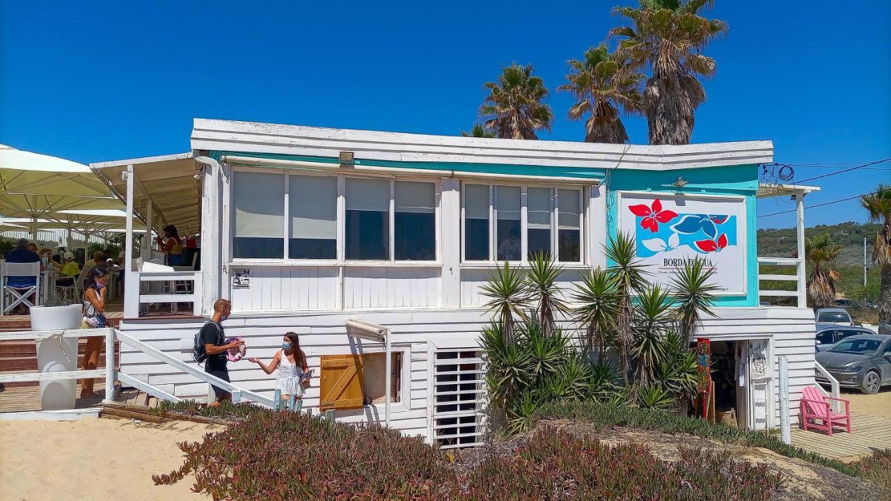 Oceanview Duplex Shared Pool & Holiday home