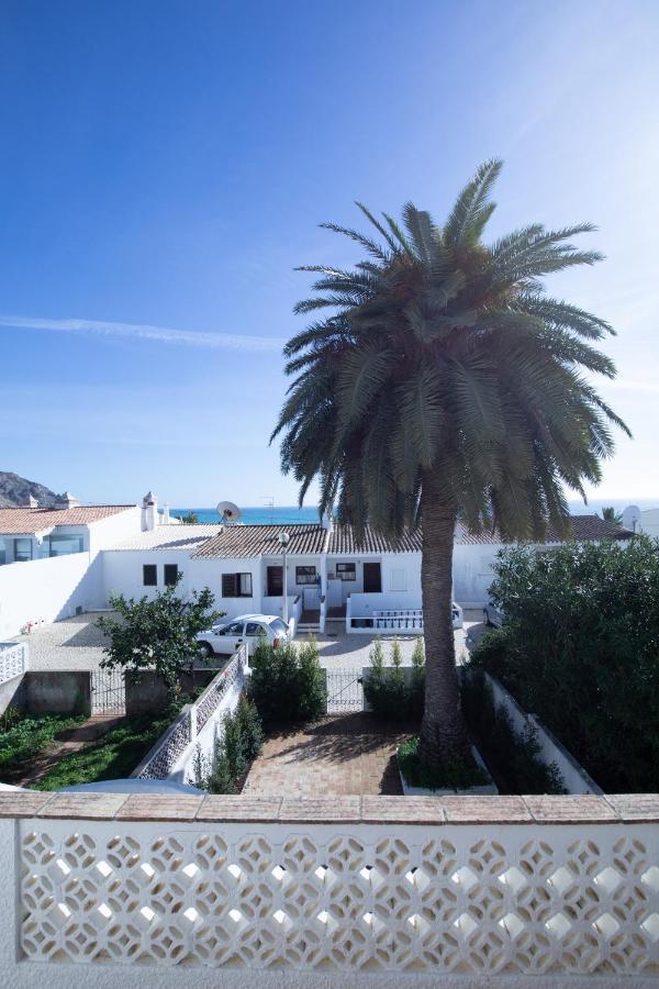 Coolhouses Algarve Luz: Stylish Townhouse With Private Patio