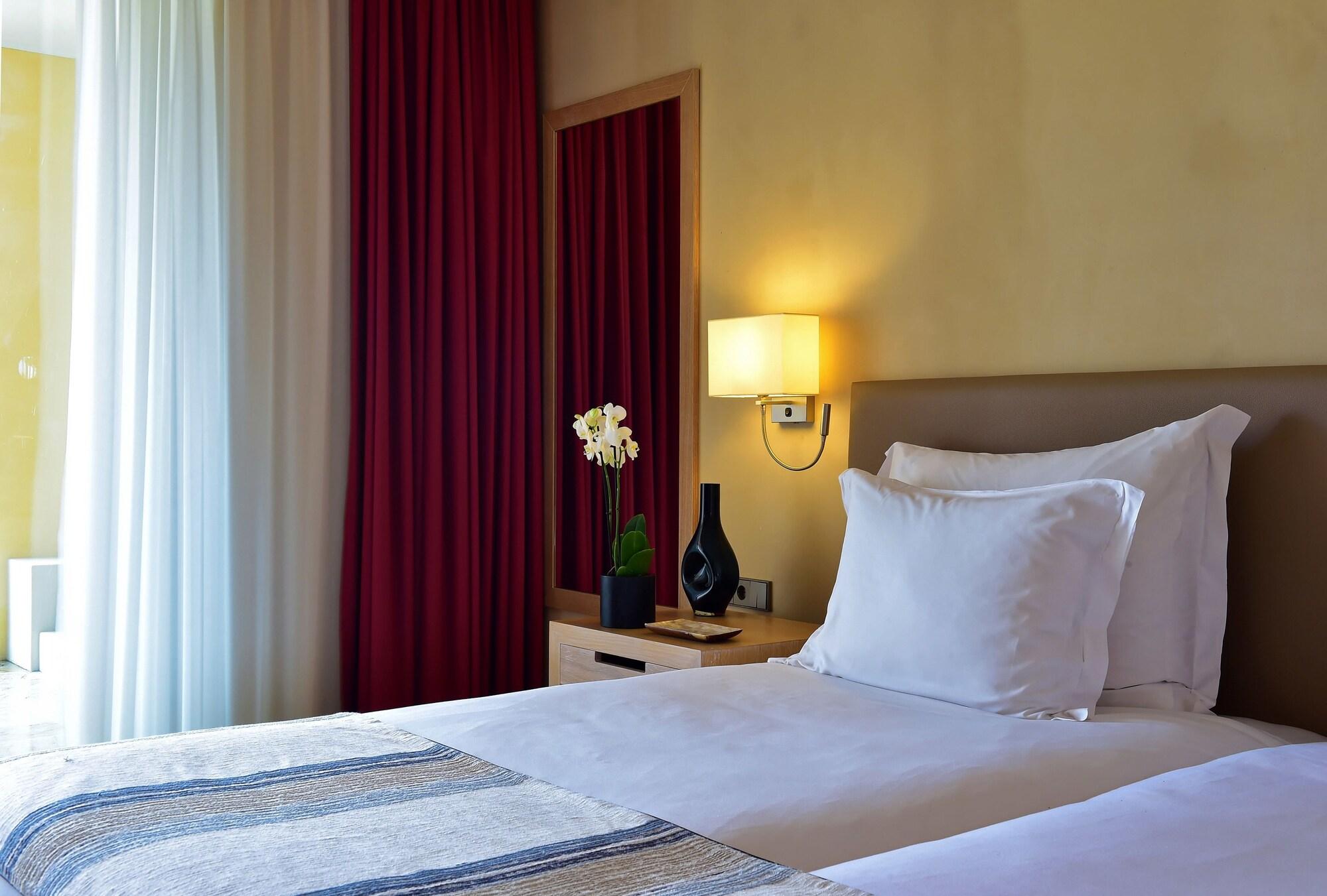 Pestana Colombos Premium Club Hotel