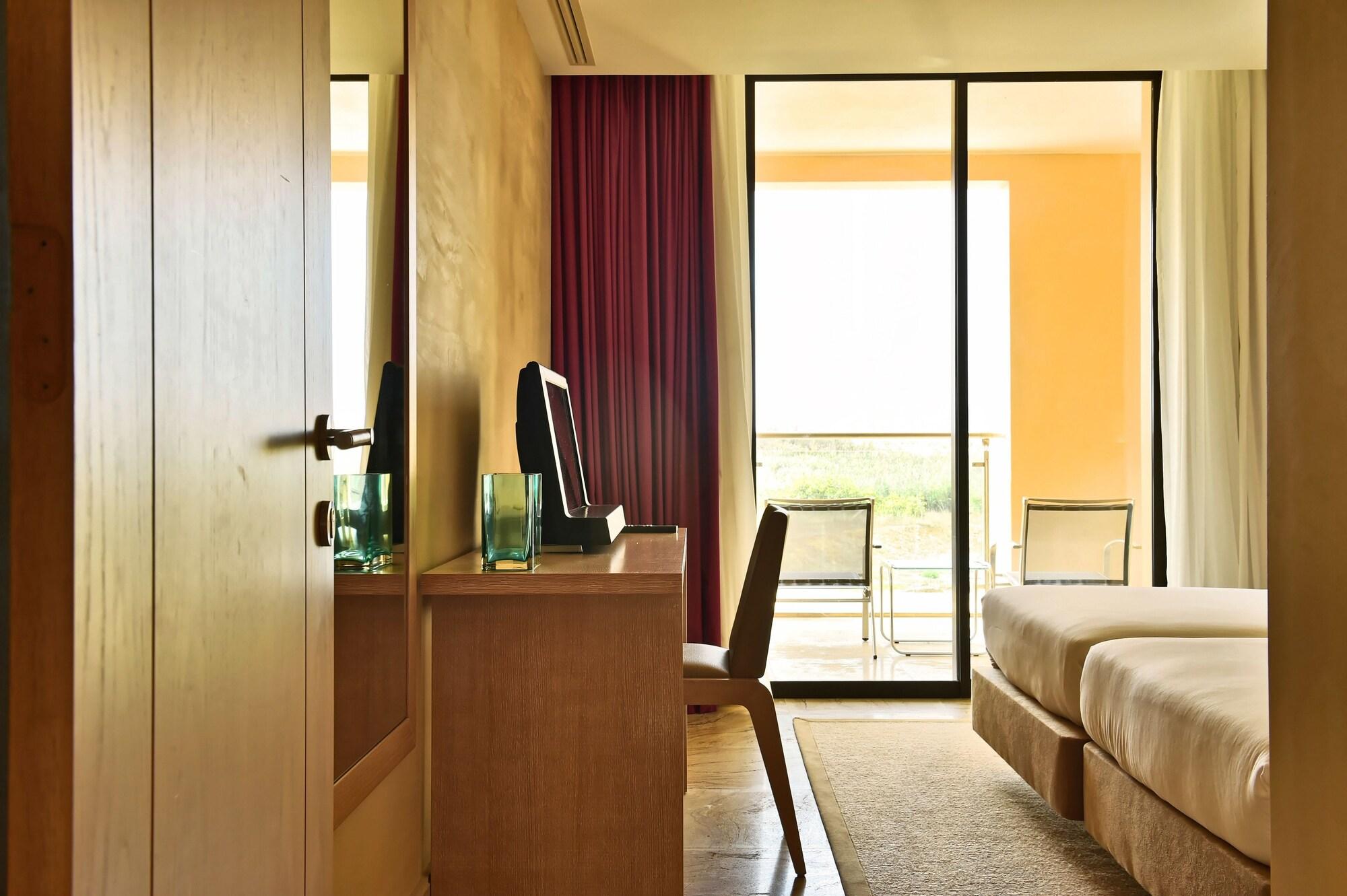 Pestana Colombos Premium Club 5*
