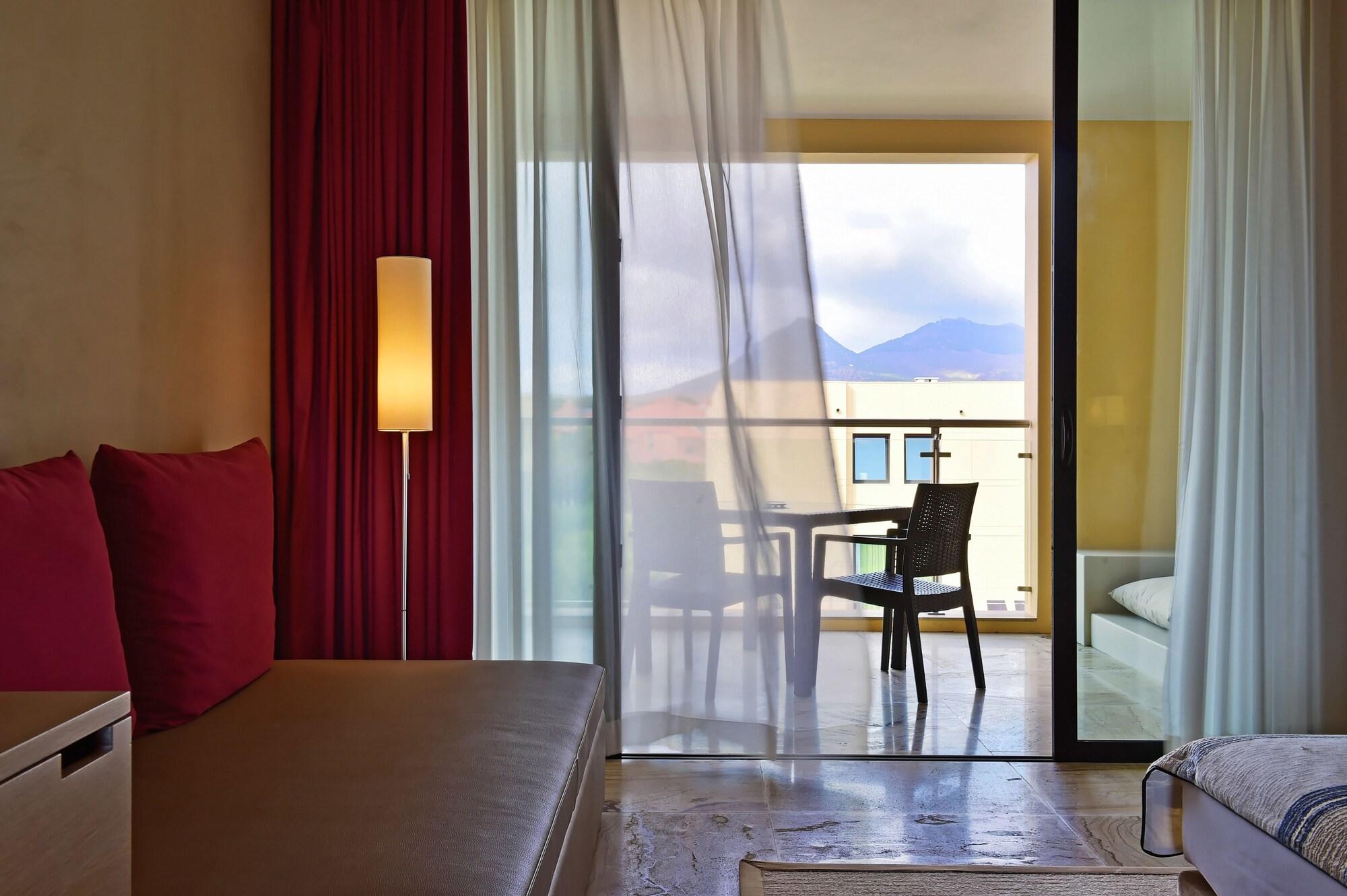 Pestana Colombos Premium Club Hotel 5*
