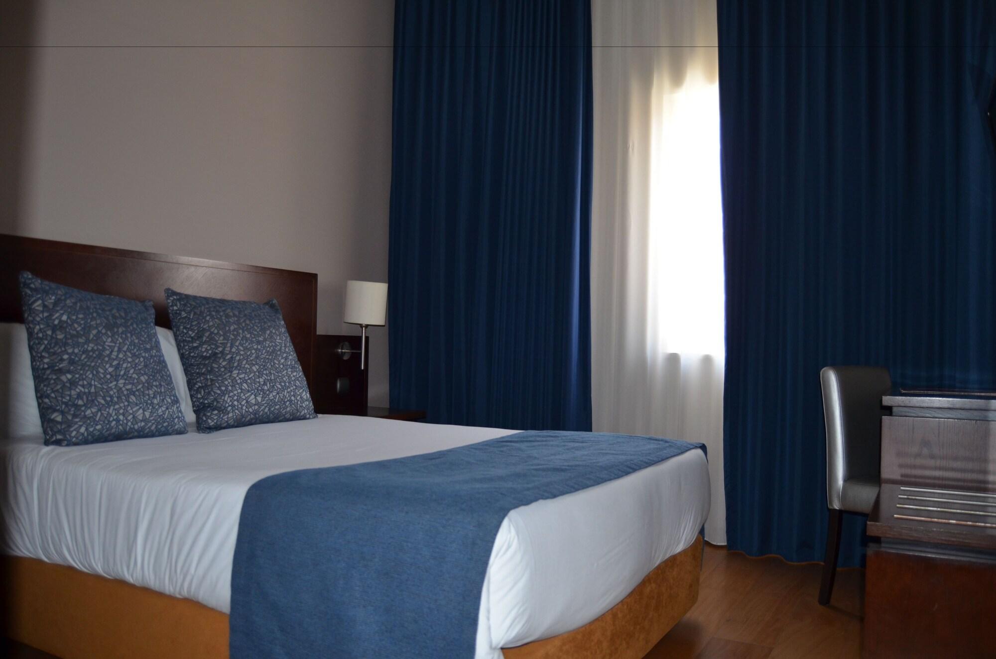 Hotel Torres Novas 3*