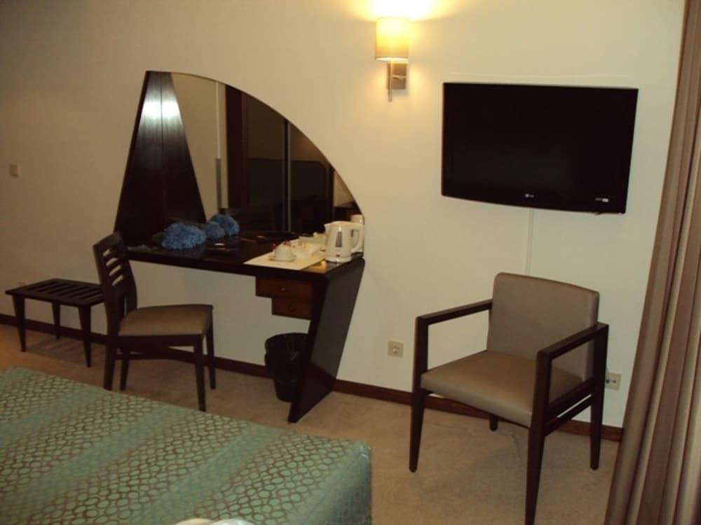 Hotel Nova Cruz 4*