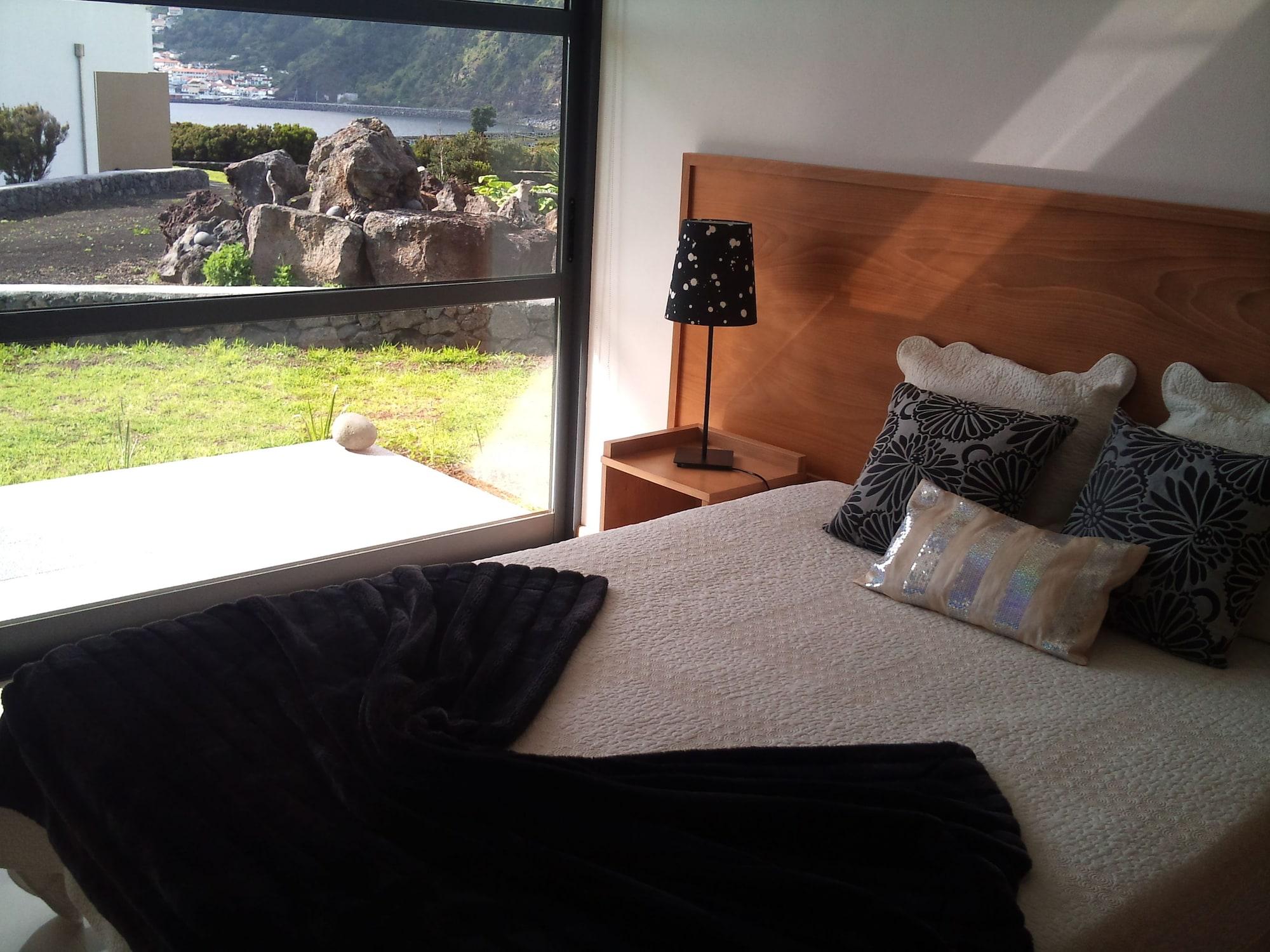 Cantinho Buganvilias At**** Guest house Queimada (Azores)