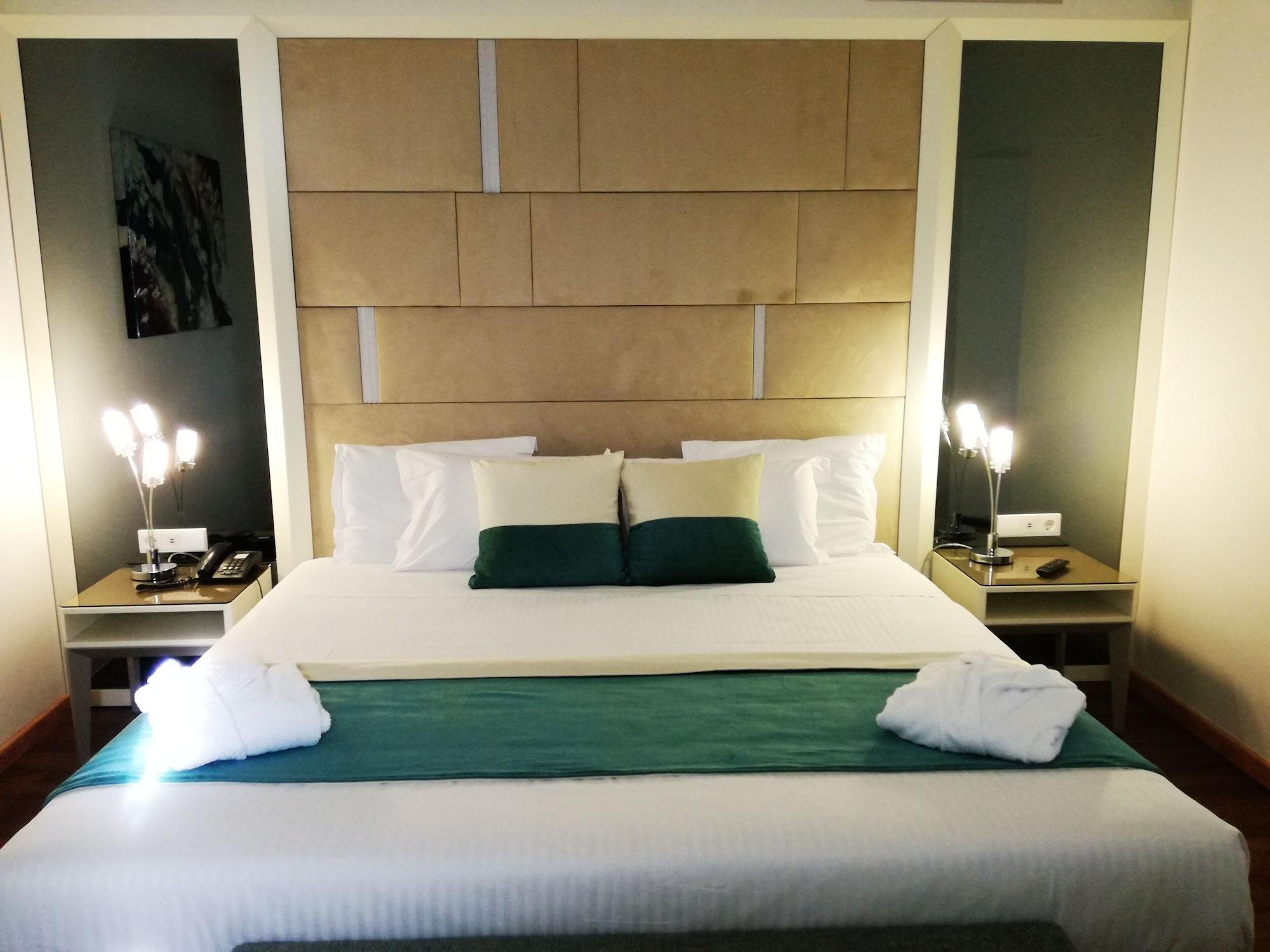 The One Grand Da Povoa - By Mhmb Hospitality Hotel 4*