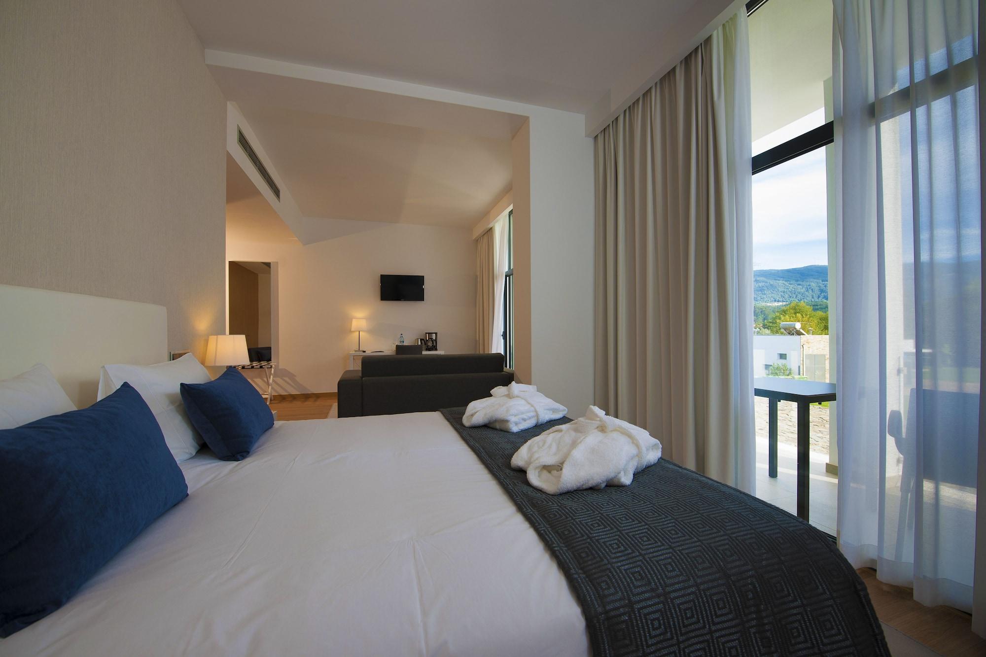 Parque Serra Da Lousa Hotel 4*