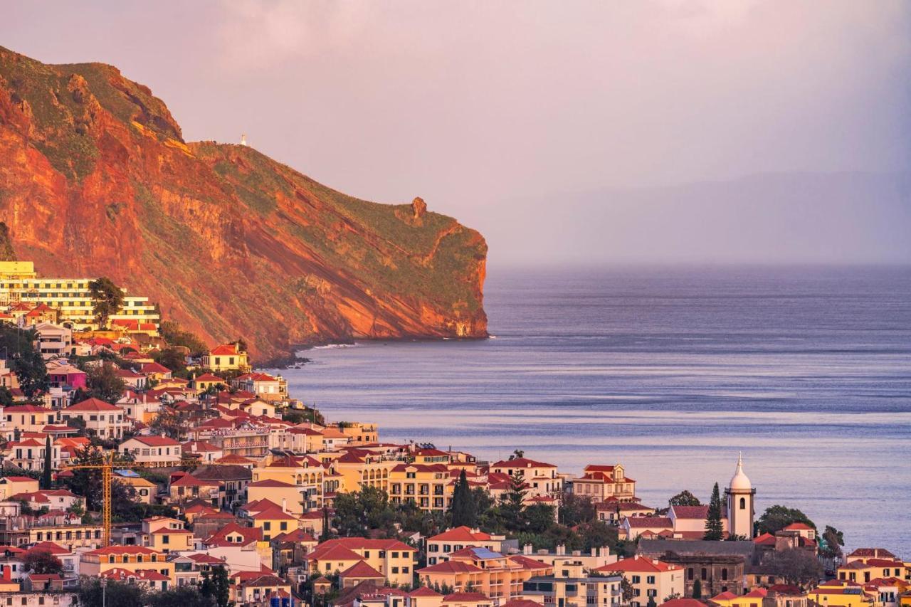 Casa Do Castelo By An Island Funchal (Madeira)