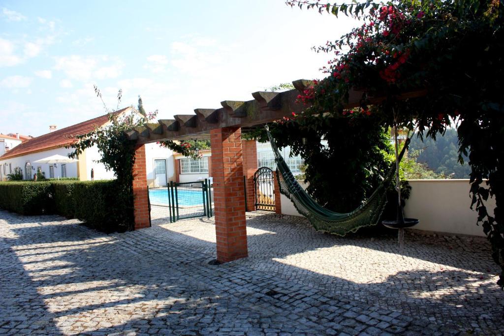 Guest house Encosta Das Freiras 4*
