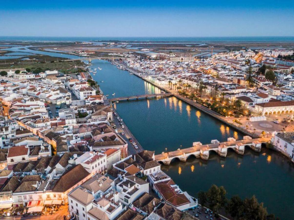 Beautiful 3-bed House In In The Center Сasa de vacaciones Tavira