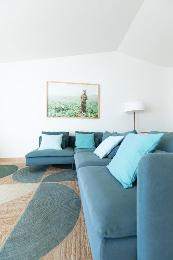 Coolhouses Algarve Luz: Stylish Townhouse With Private Patio