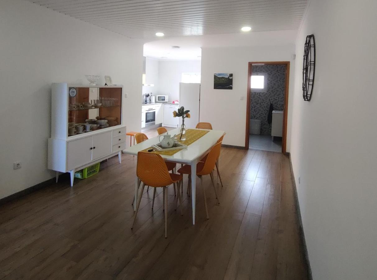Casa Amarela De Santana Holiday home
